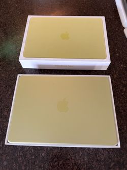 Newest macbook Neo open box 256gb with warranty