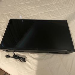 Vizio 31.5 inch TV 
