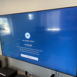 Samsung 82” 4K UHD TV Q60 model