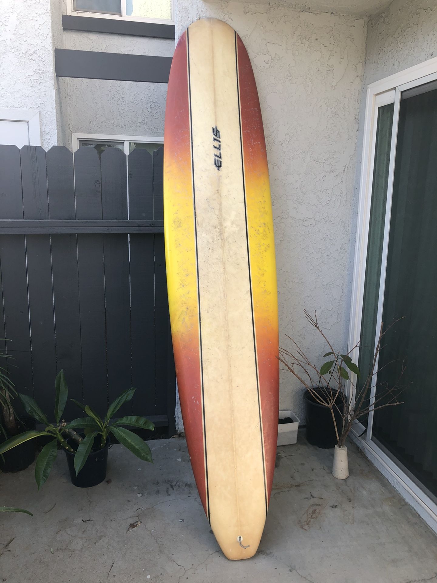 Surfboard Ellis tri fin