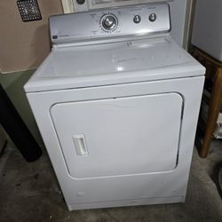 Maytag Centennial Dryer – Works Great – Reliable-GAS