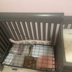 Crib Like New 250$ OBO 