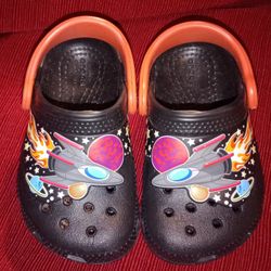 Crocs (6 toddler )