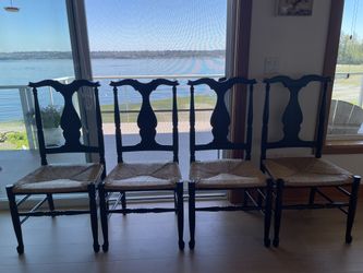 dining room chairs