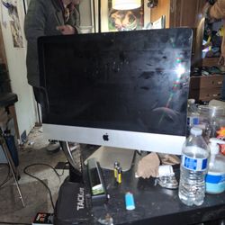 iMac 2010 Aluminum 21.5 in All in One