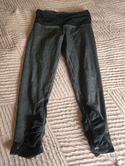 Grey Lululemon capri