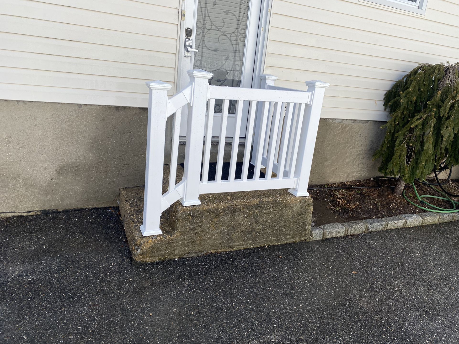 Pvc Fence Install