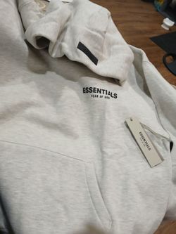 Essiential Hoodie 