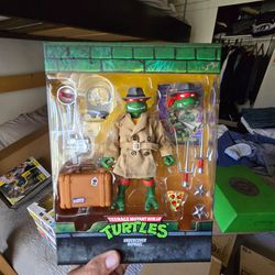 Super7 Teenage Mutant Ninja Turtles ULTIMATES! Undercover Raphael