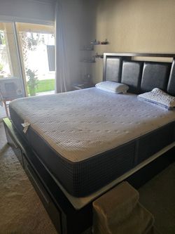 13" King Size Beauty Rest Silver Hybrid Bed