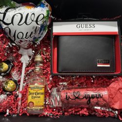 Personalized Valentine’s Day Gift Set For Men With Wallet Included