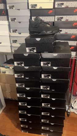 Jordan 4 Retro Black Cat (2025)