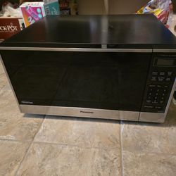 **Panasonic Genius Microwave - 2024
