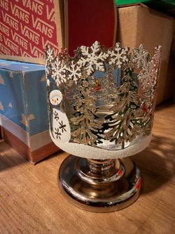 Bath & body Christmas snowman/pine candle holder