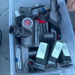 Dyson & iRobot Pieces