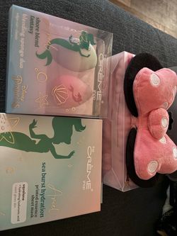Brand new Ariel makeup blending sponge and Ariel burst hydration face mask and minne mouse headband
