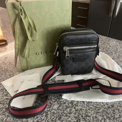 Gucci GG Black Messenger