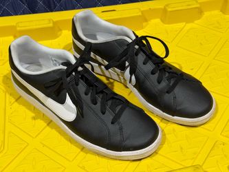Nike Court Royale 2 Low Black White Men’s Sneakers Size 12 749747-010