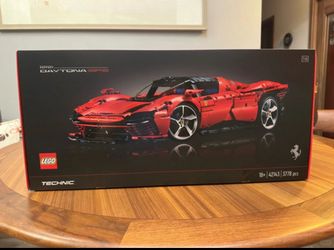 LEGO Technic Ferrari Daytona SP3 Set 42143