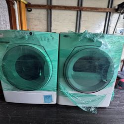 Whirlpool Duet Sport Washer & Dryer