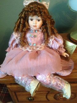18" fine porcelain doll