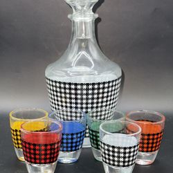 Never Used VTG Luminarc Verrerie D'Arques France Houndstooth Liquor Set