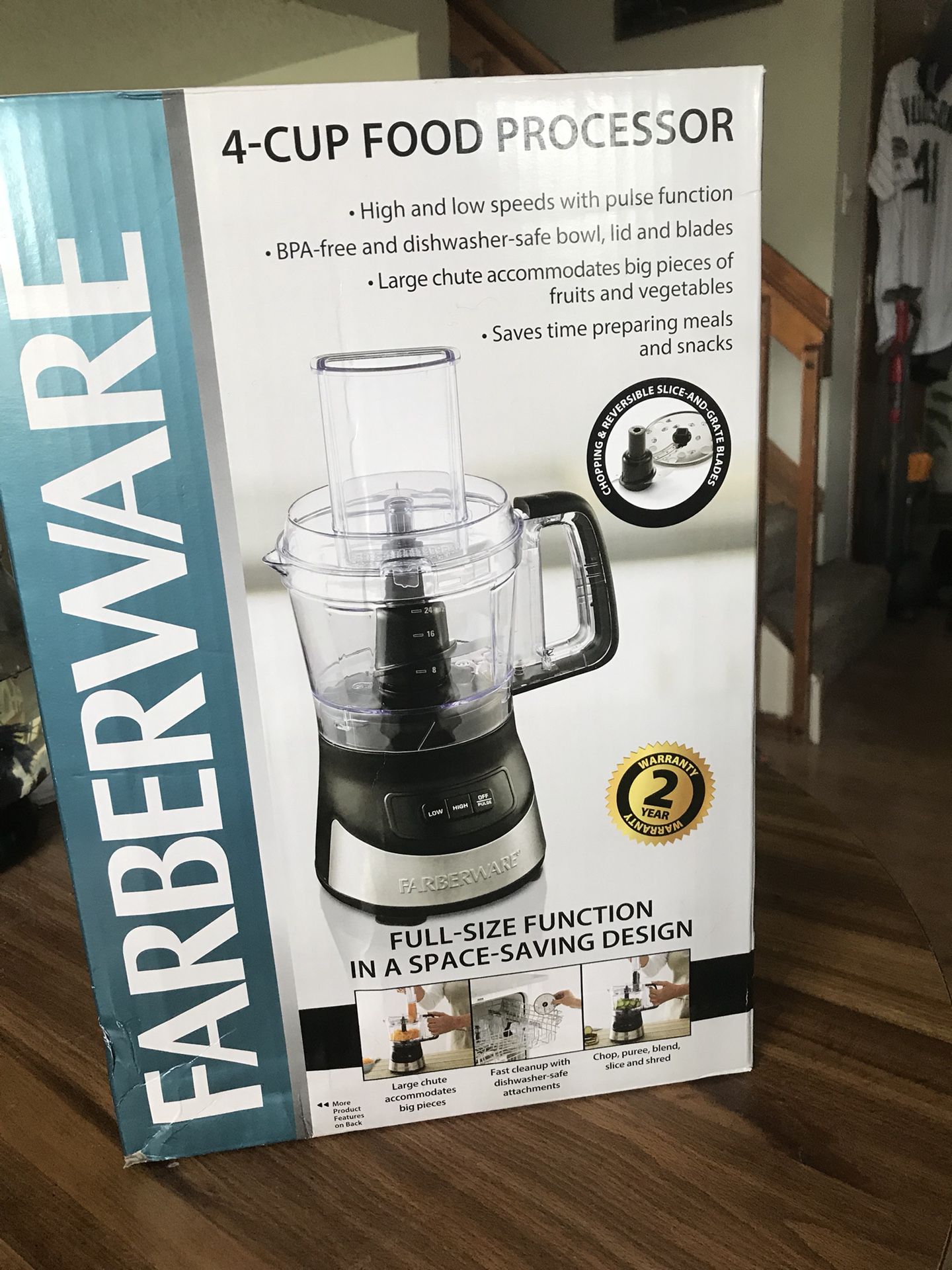 Farberware 4-cup food processor for Sale in Denver, CO - OfferUp