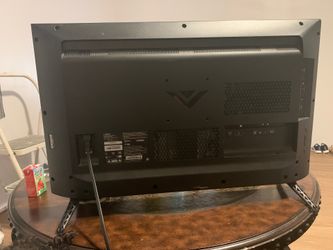 32in Vizio w control