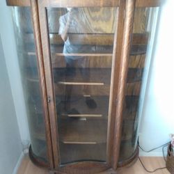 Rounded China Cabinet 