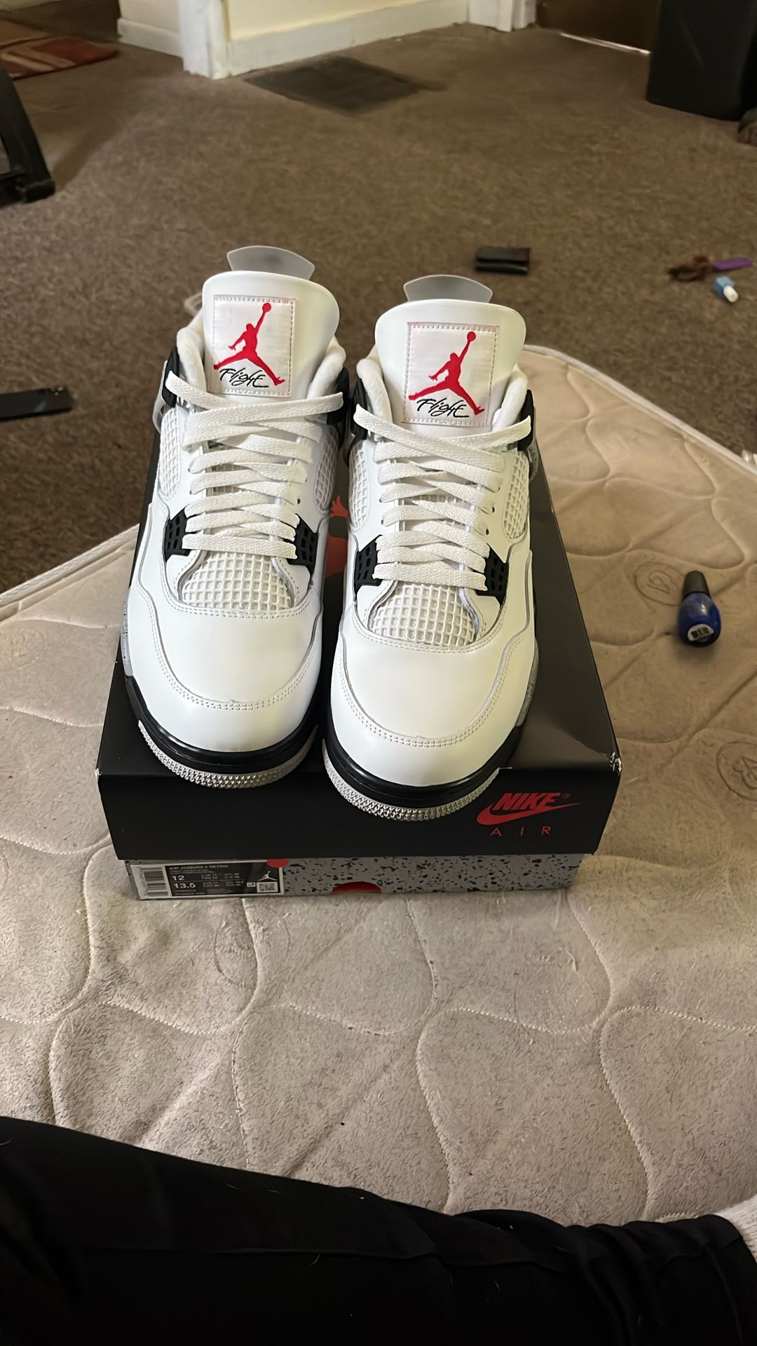 Jordan 4 White Cement