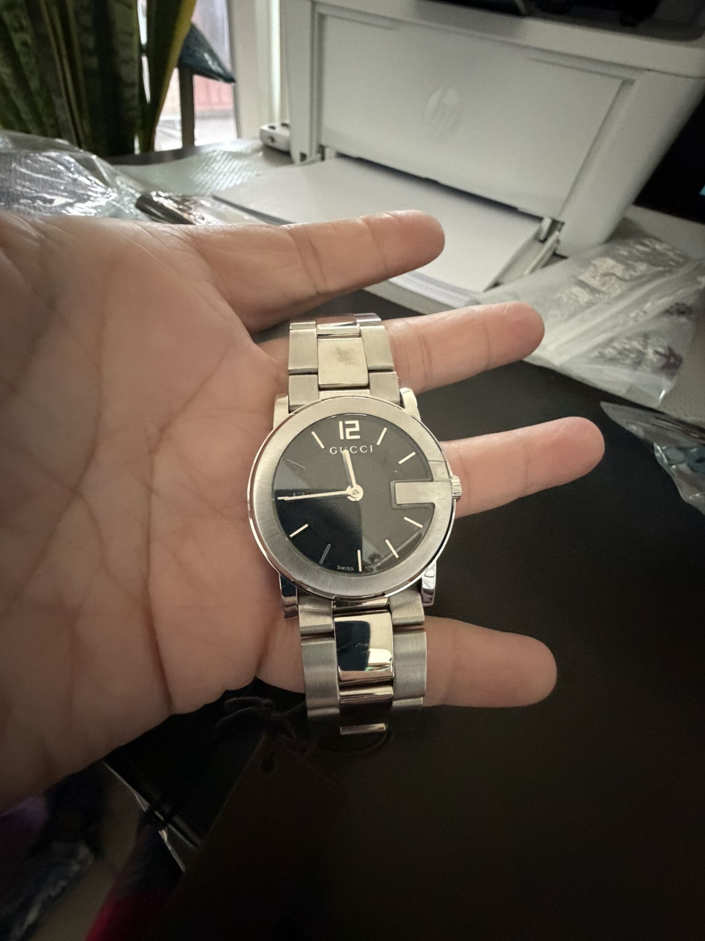 Unisex Gucci Watch 