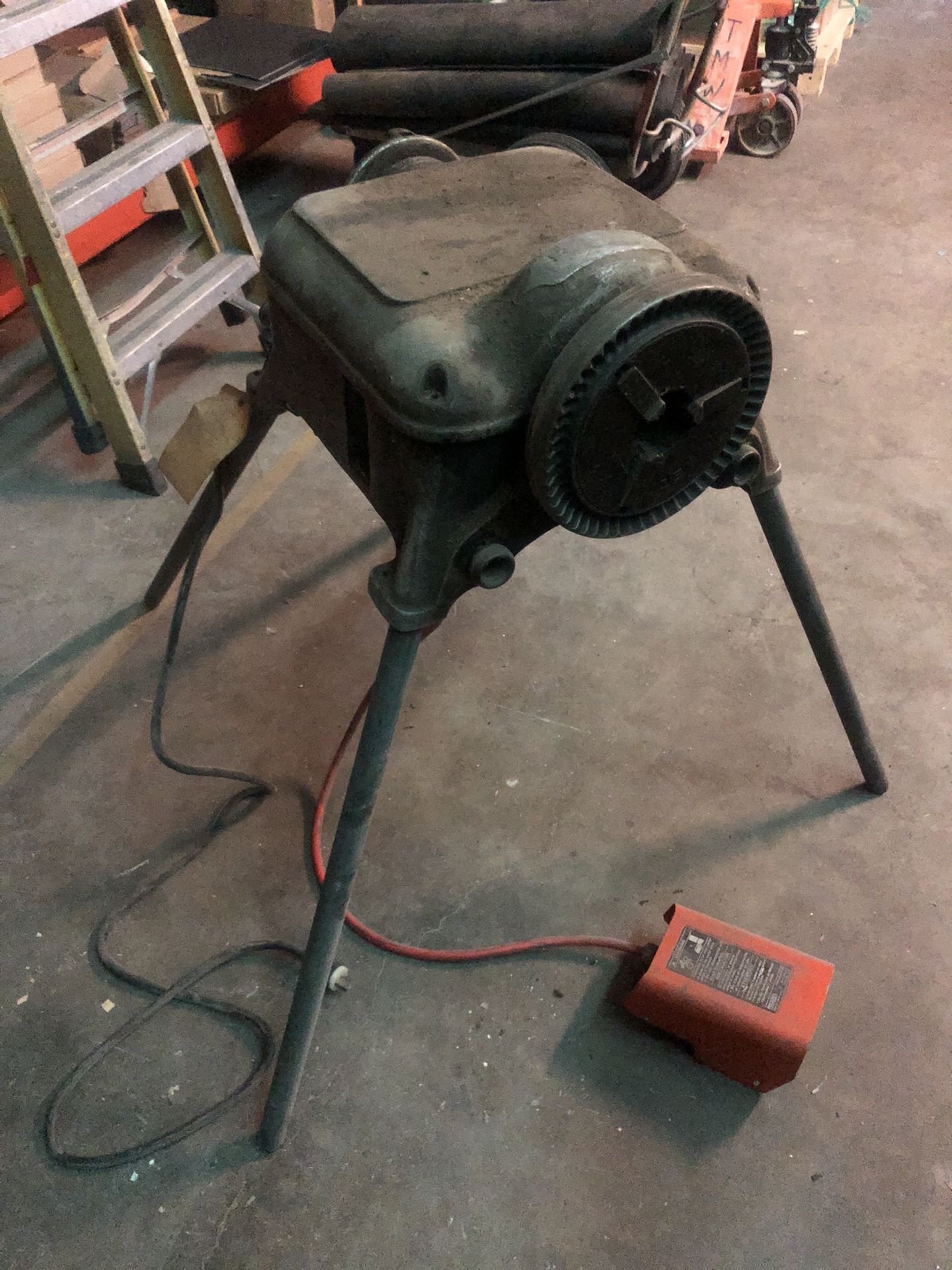 Ridgid 200 Pipe Threader Threading Machine