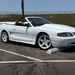 1994 Ford Mustang