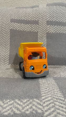 Fisher-Price Little People Work Together Dump Truck Toddler Construction Toy with Music