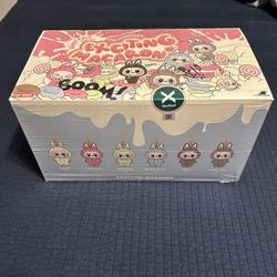 Exciting Macaron Labubu