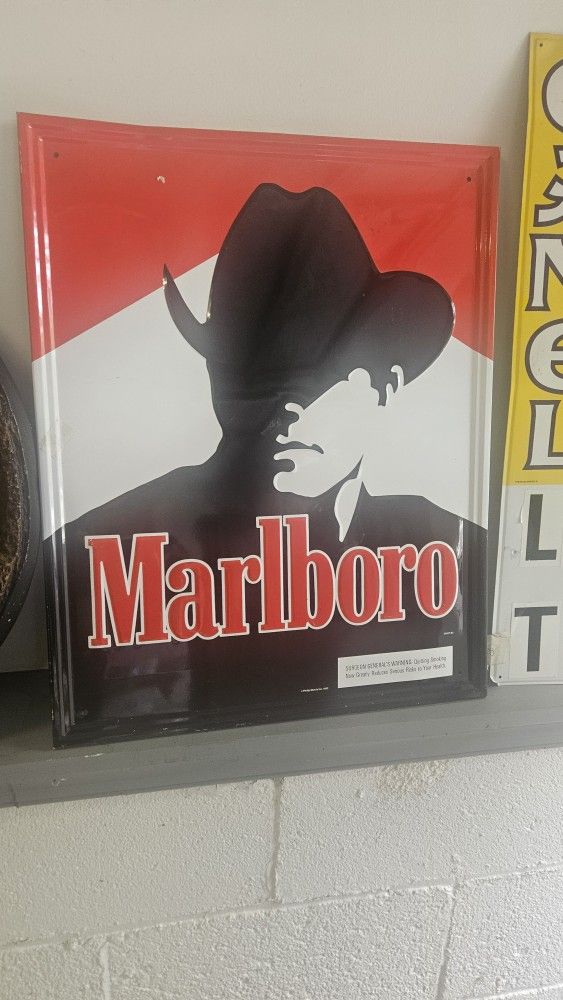 Marlboro Man Tin