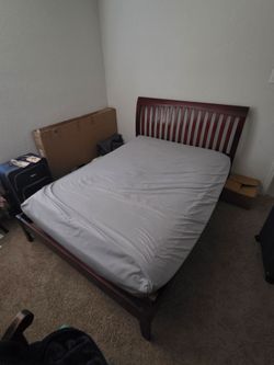 Full Size Bed Frame & Mattress