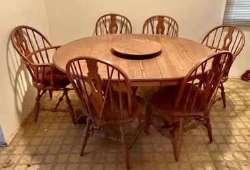 Solid Oak Dining Table & 6 Windsor Chairs – Double Pedestal – Removable Leaf – Lazy Susan