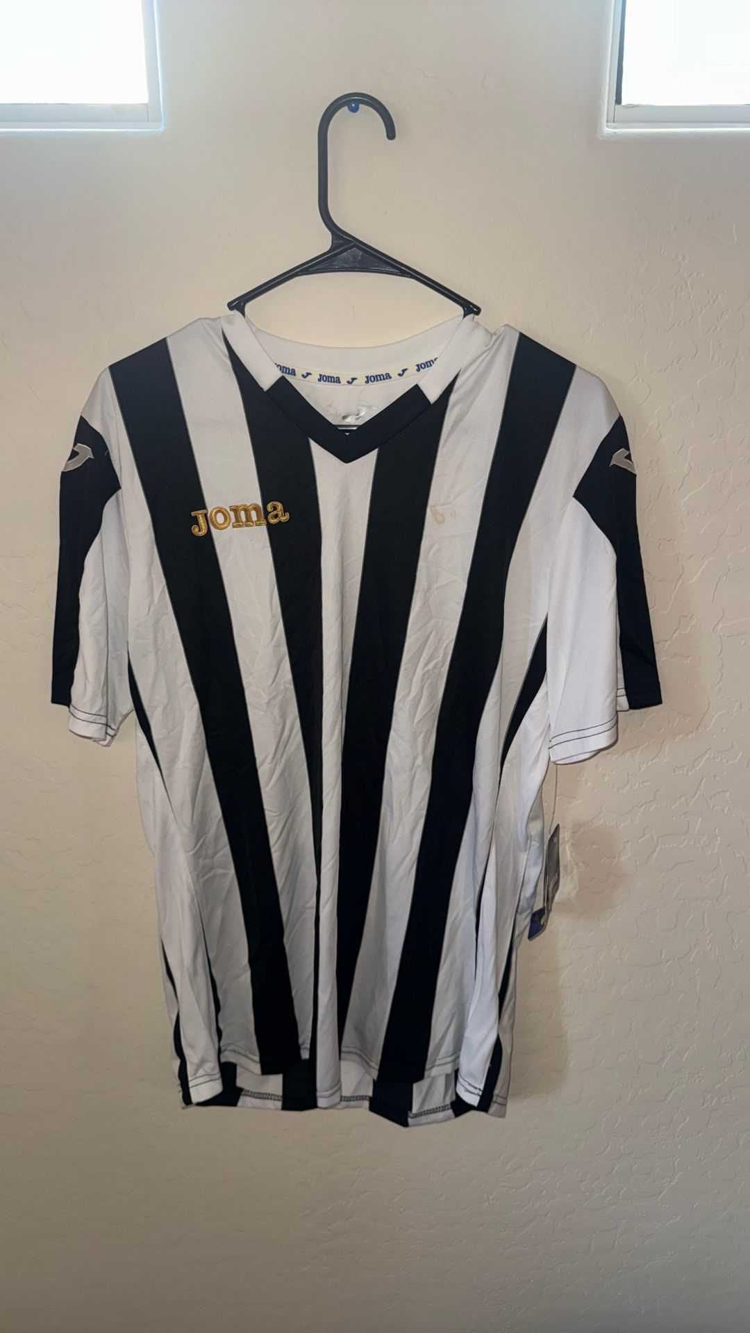 joma soccer jersey medium size