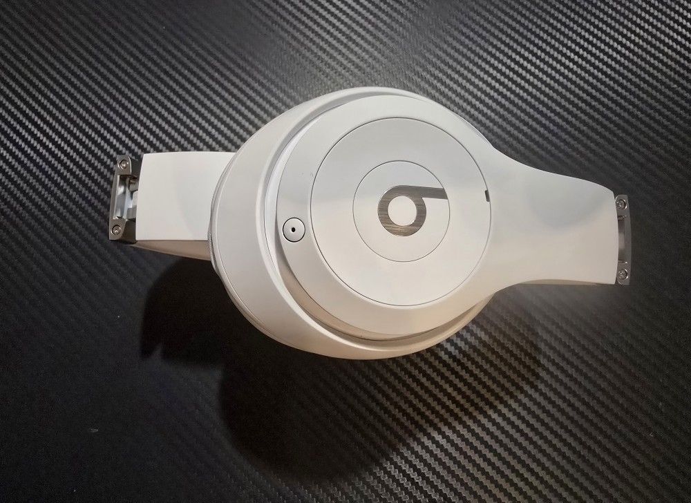 beats studio pro Headphones