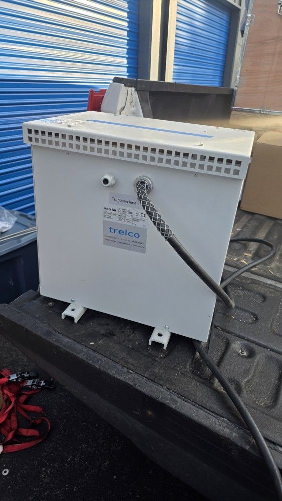 Ismet DAWN-G 3-Phase Power Transformer, U.PRI: 3x208-240-400-440-480 V / 3000,00 VA UL / U.SEC: 3 x 400 V I.SEC: 3 x 4,63 A