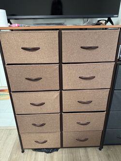 Dresser