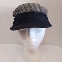 D&Y women's Newsboy hat cap David Young Black White 