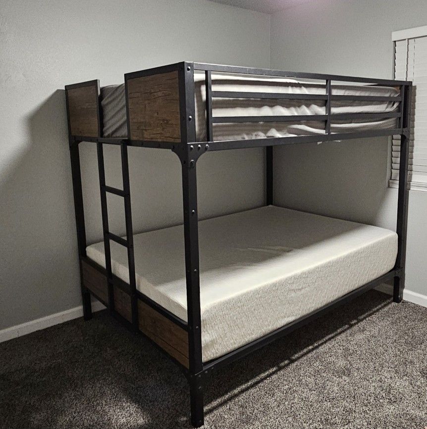 Full Bunk Bed With Mattresses