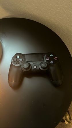 PS4 Controller