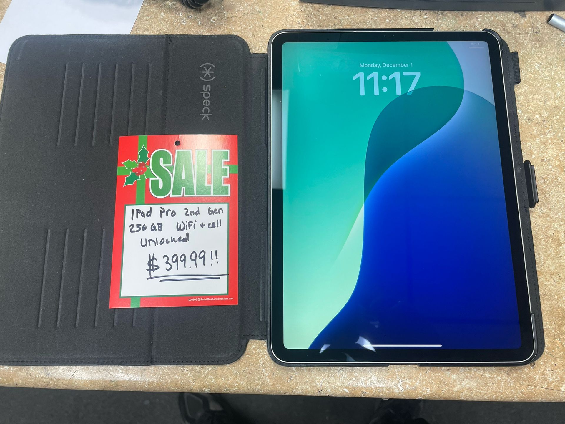 iPad Pro 2nd Gen 25GB WIFI & CELL UNLOCKED