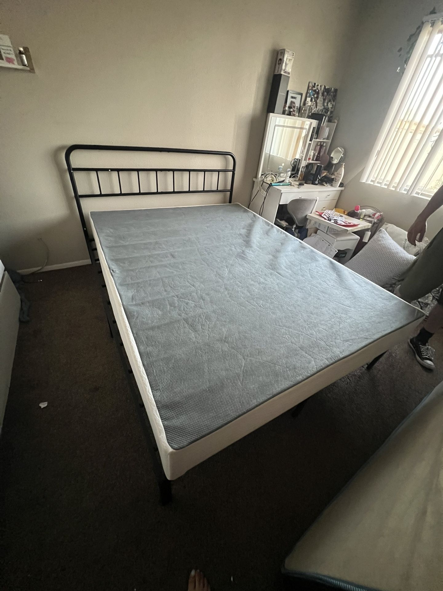Queen Box spring