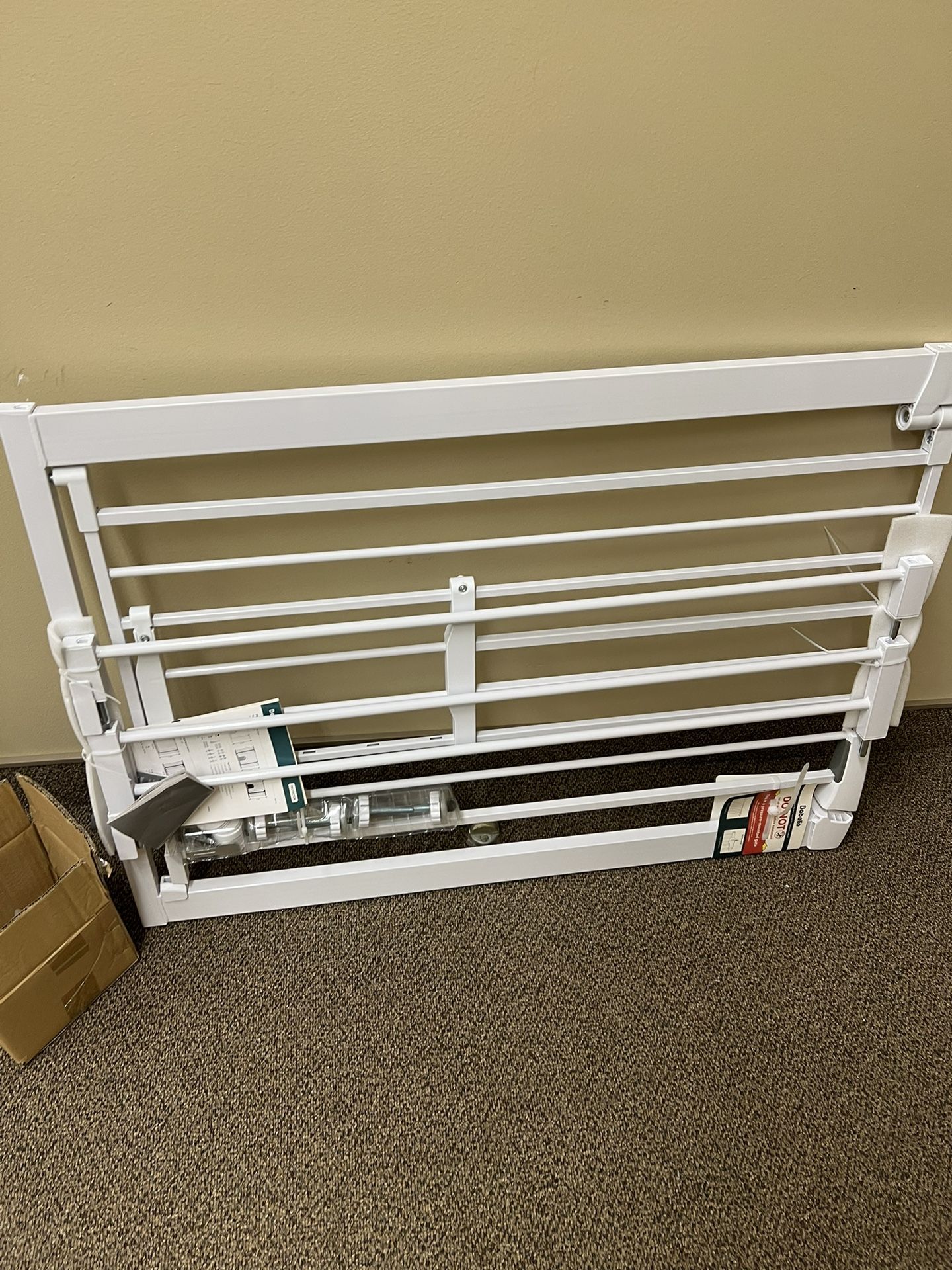 Babelio 36 Inch Baby Gate Plus Extras