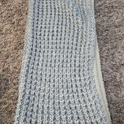 NEW Sherper xfinity scarf.