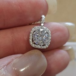 2 Pieces Moissanite Stone Necklaces Clearance 
